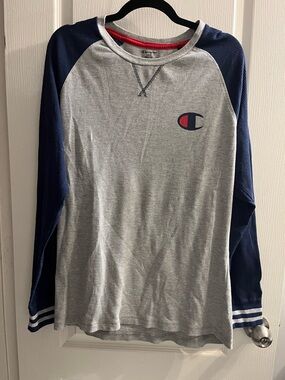 Champion Gray and Navy Raglan Long Sleeve Shirt Size Large